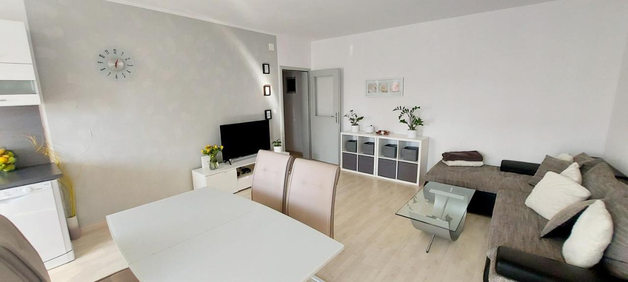Apartman Near Fazana-500 From The Sea Zewnętrze zdjęcie