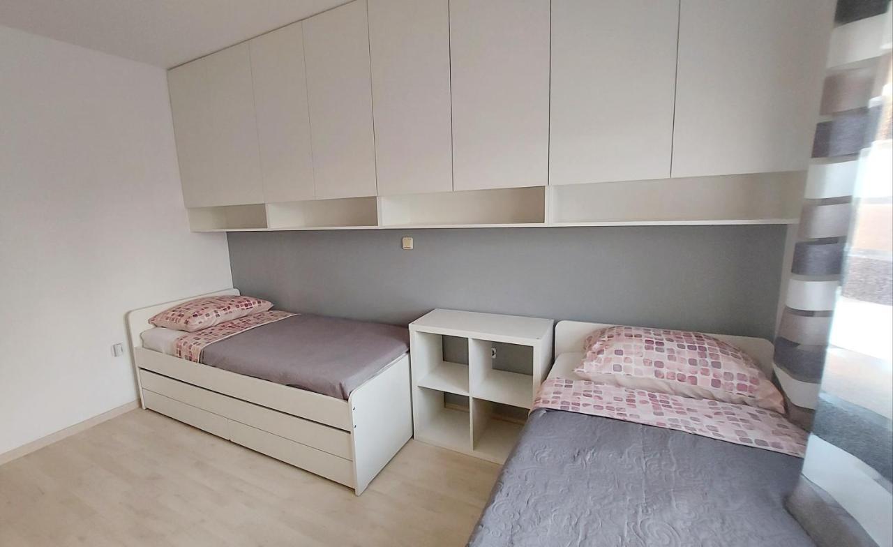 Apartman Near Fazana-500 From The Sea Zewnętrze zdjęcie